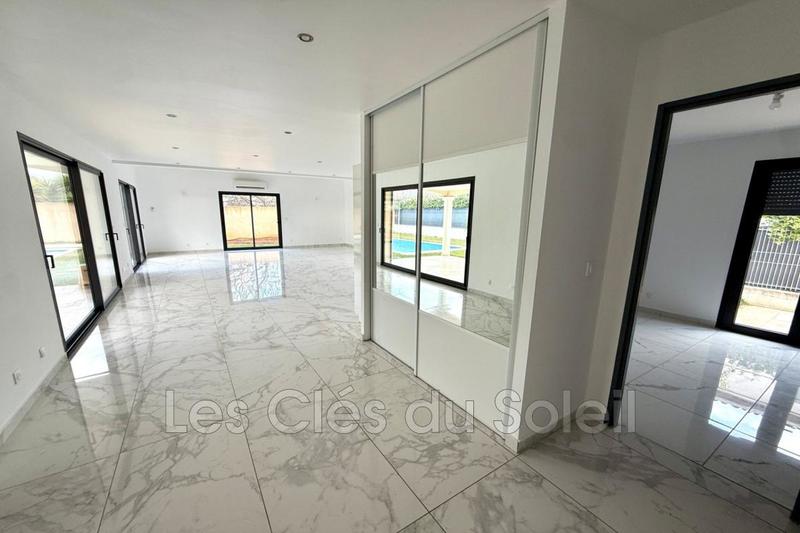 Villa - 142 m² - 6 pièces