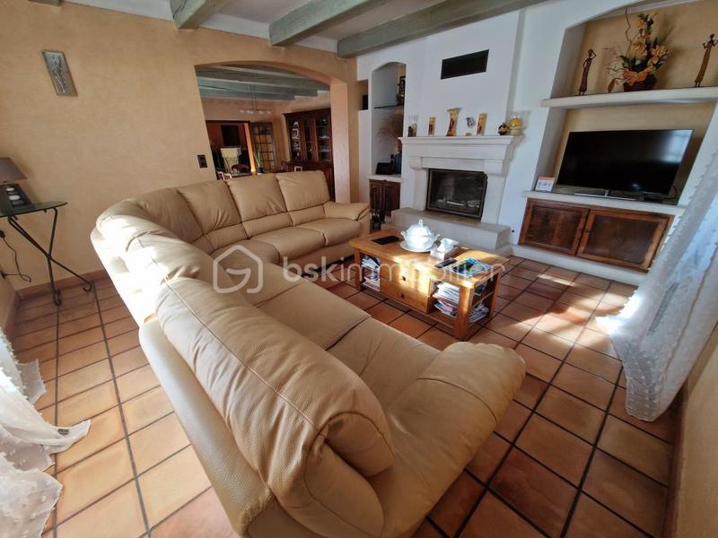 Villa - 180 m² - 5 pièces