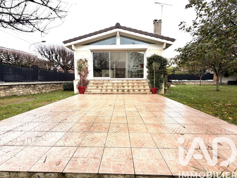 Maison - 108 m² - 4 pièces