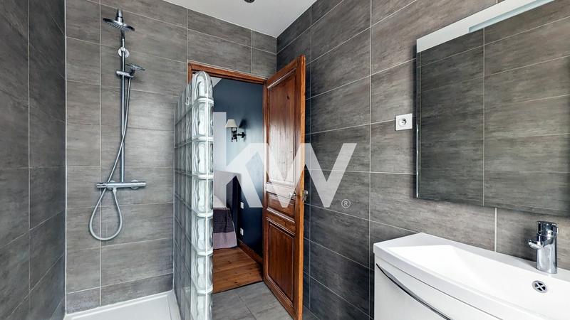 Maison - 118 m² - 7 pièces