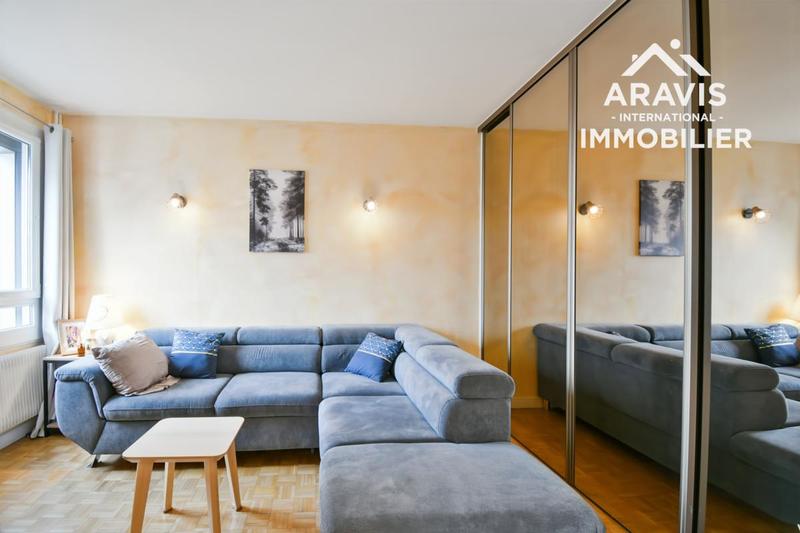 Appartement - 81 m² - 3 pièces