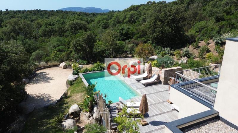 Maison - 163 m² - 5 pièces