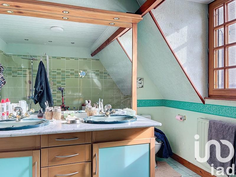 Maison - 214 m² - 4 pièces