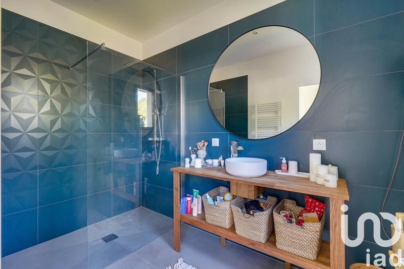 Maison - 200 m² - 6 pièces