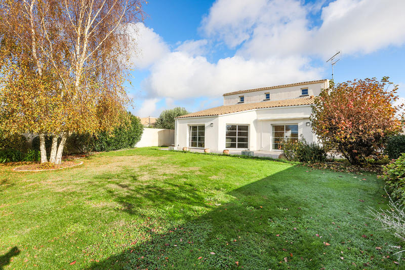 Maison - 193 m² - 5 pièces