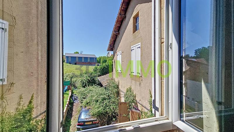 Maison - 236 m² - 10 pièces