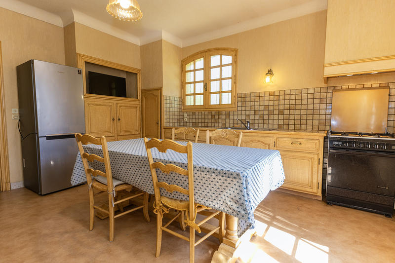 Maison - 200 m² - 6 pièces