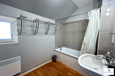 Maison - 93 m² - 4 pièces