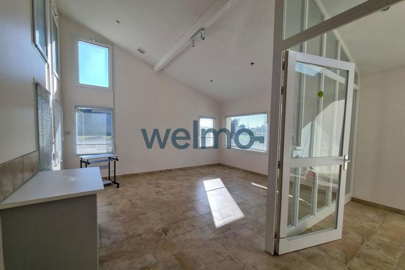 Maison - 180 m² - 6 pièces