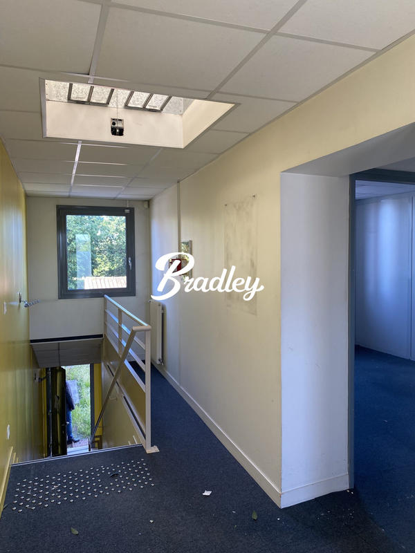 Local commercial - 171 m²