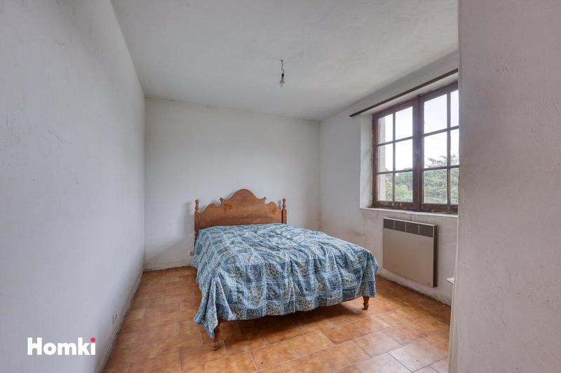 Maison - 200 m² - 5 pièces