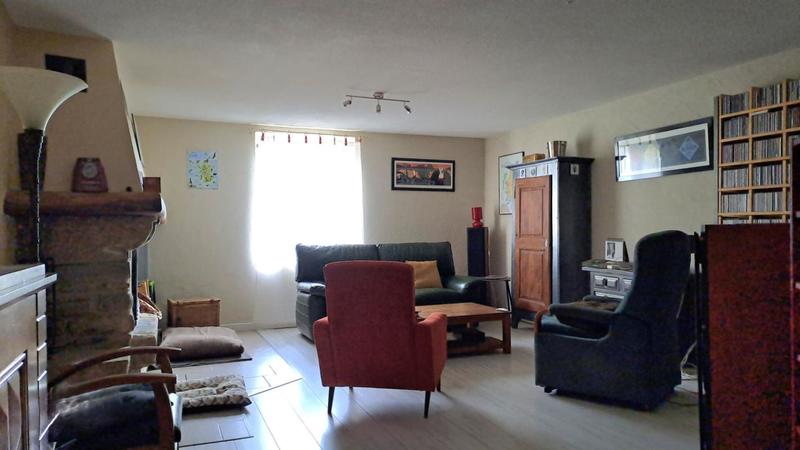 Maison - 205 m² - 7 pièces