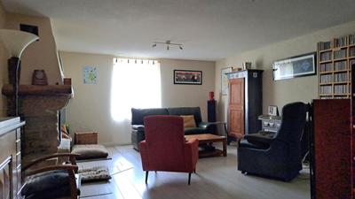 Maison - 205 m² - 7 pièces