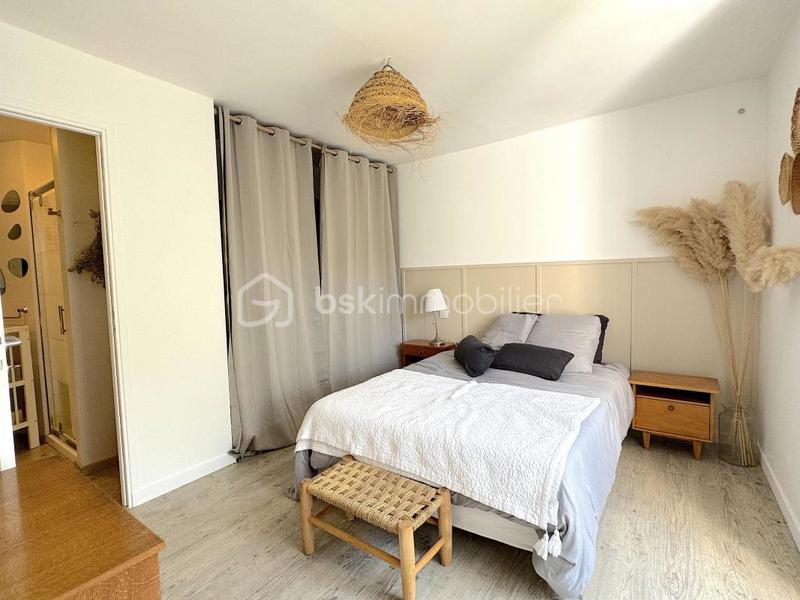 Maison en pierre - 240 m² - 8 pièces