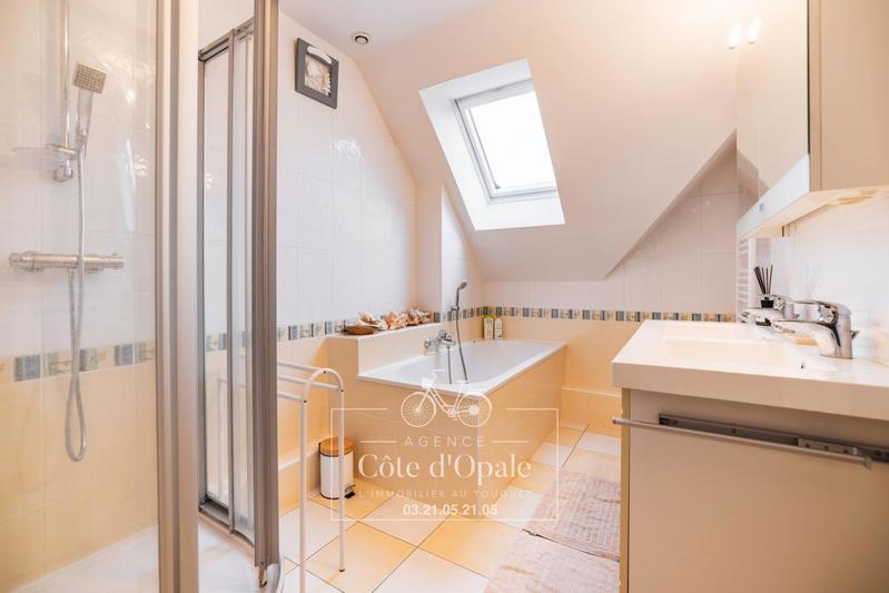 Maison - 160 m² - 4 pièces