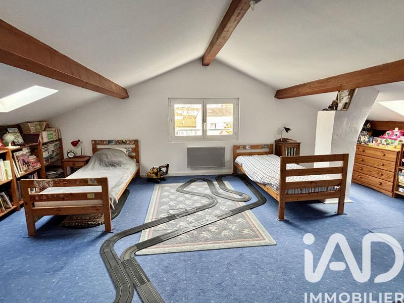 Maison - 172 m² - 6 pièces