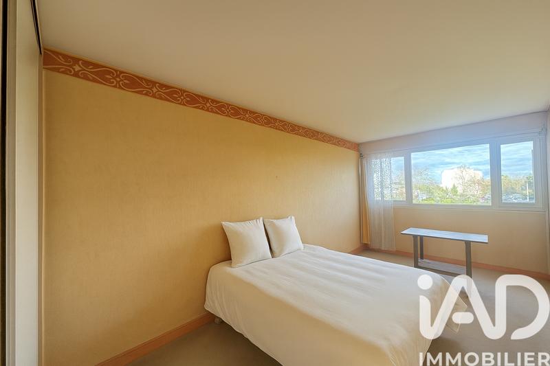 Immeuble - 94 m² - 4 pièces