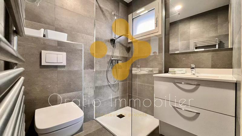 Appartement - 103 m² - 4 pièces