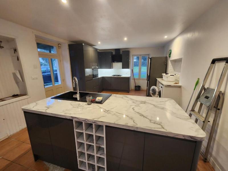 Propriété - 139 m² - 4 pièces