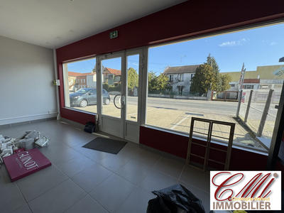 Local commercial - 74 m² - 3 pièces