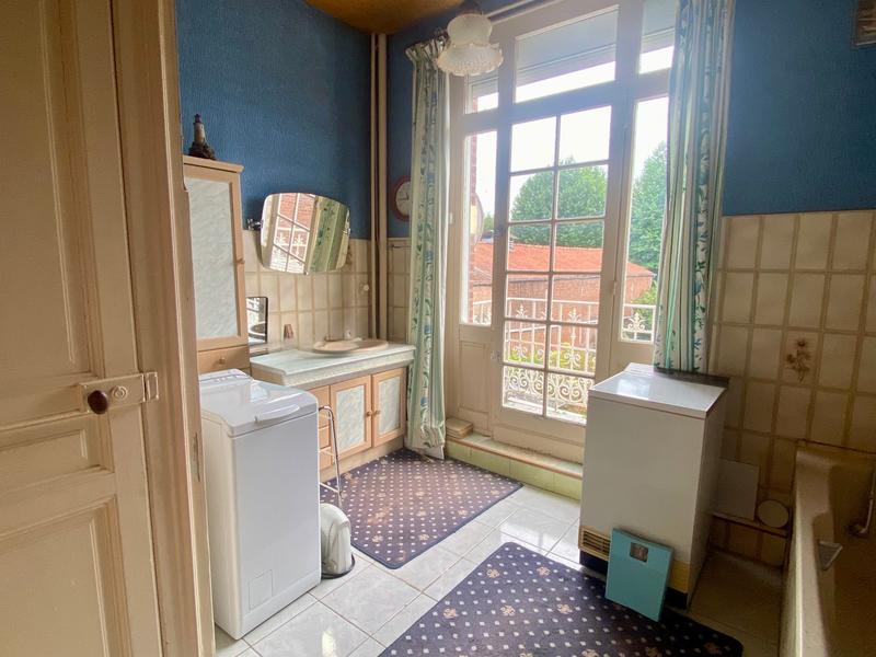 Maison - 192 m² - 6 pièces