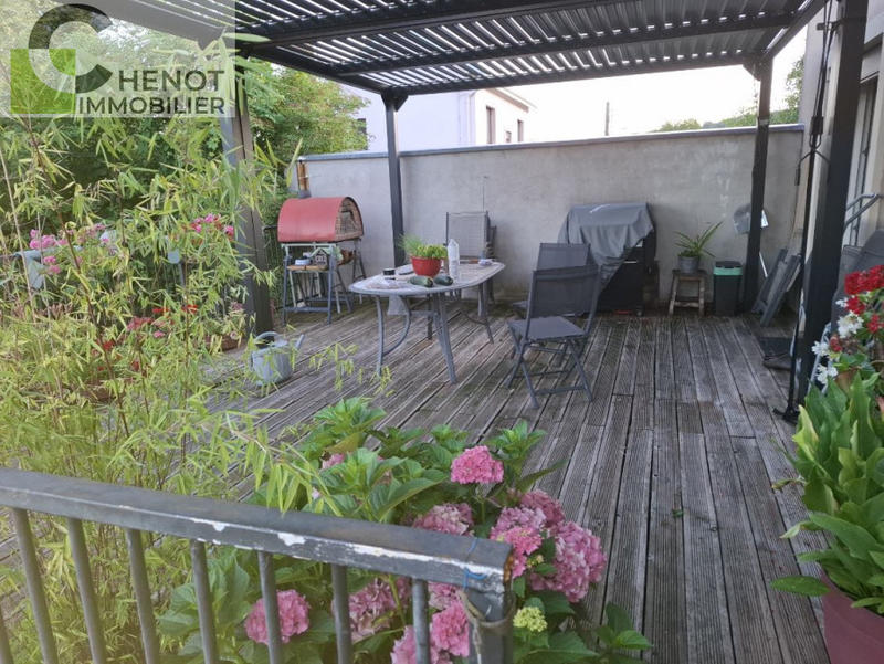 Propriété - 100 m² - 5 pièces