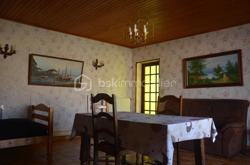 Maison ancienne - 102 m² - 3 pièces