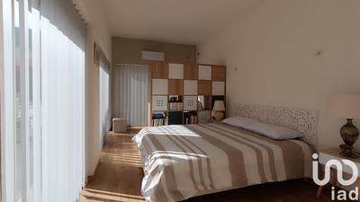 Maison - 196 m² - 8 pièces