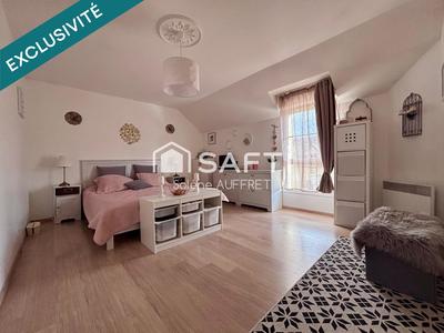 Maison - 96 m² - 4 pièces