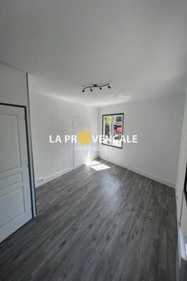 Studio - 23 m² - 1 pièce