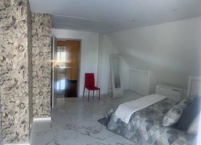 Maison - 266 m² - 7 pièces