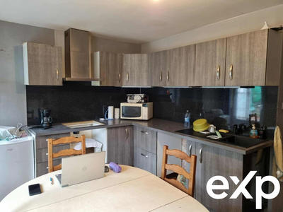 Maison - 198 m² - 10 pièces