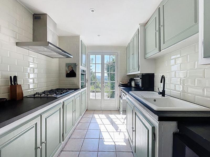 Maison - 142 m² - 6 pièces