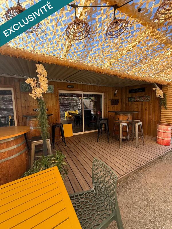 Local commercial - 136 m² - 6 pièces