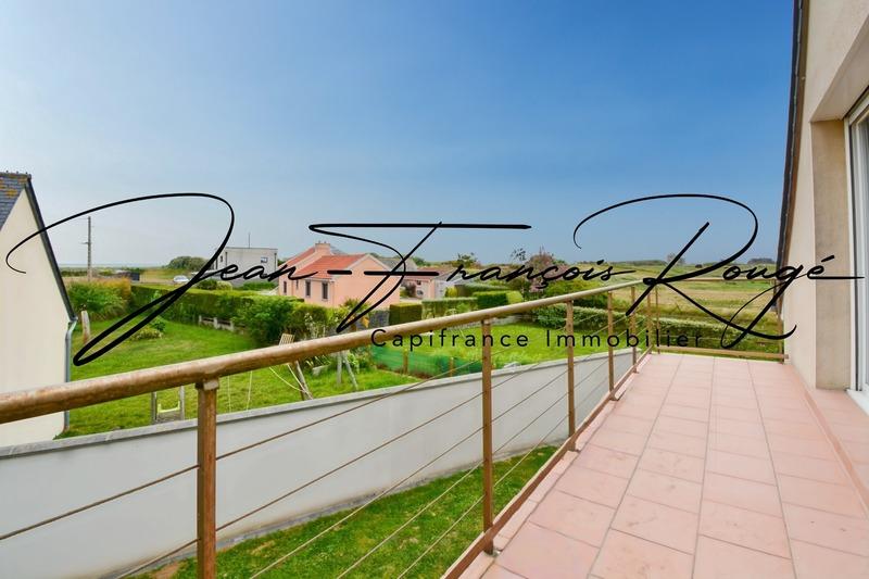 Maison - 235 m² - 9 pièces