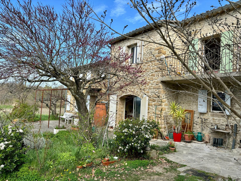 Mas - 260 m² - 17 pièces