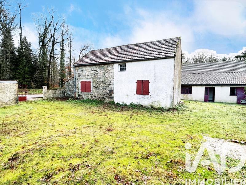 Maison - 380 m² - 10 pièces