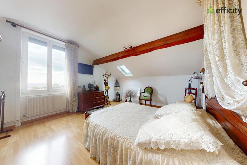 Maison - 144 m² - 5 pièces