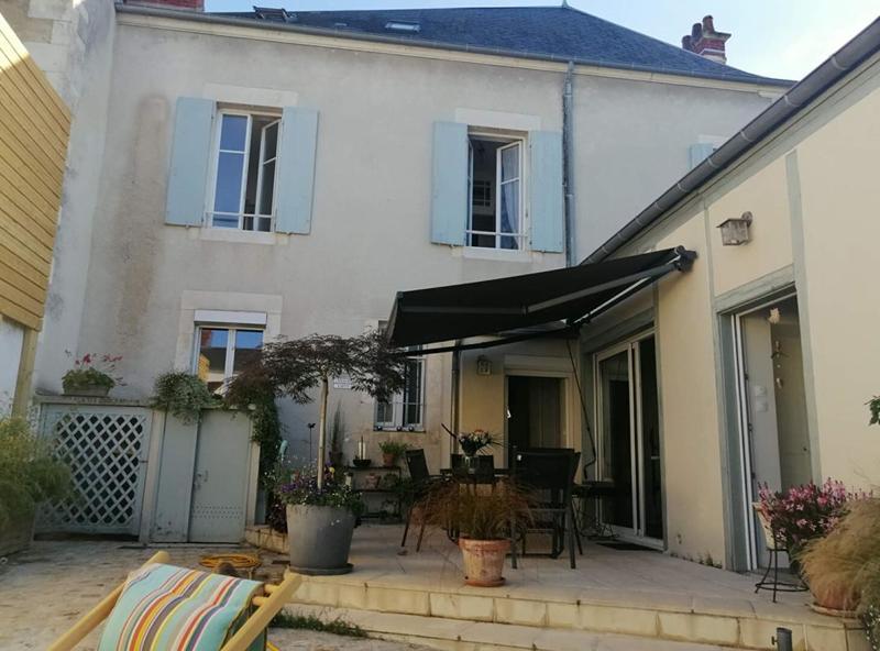 Maison - 189 m² - 8 pièces