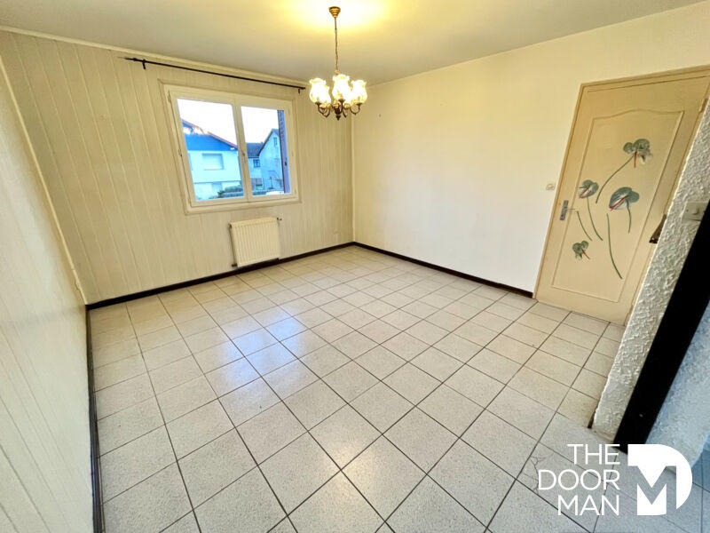 Maison - 77 m² - 5 pièces