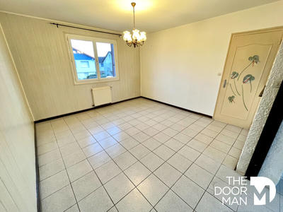 Maison - 77 m² - 5 pièces