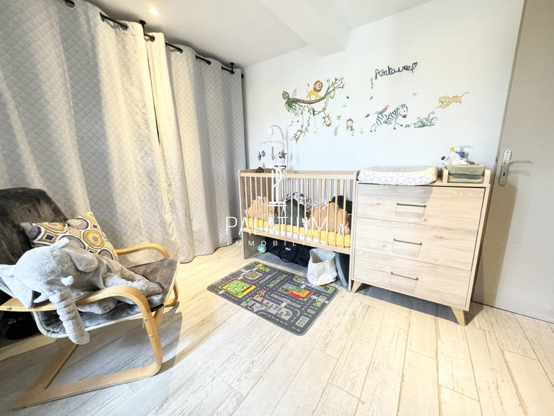 Maison - 90 m² - 3 pièces