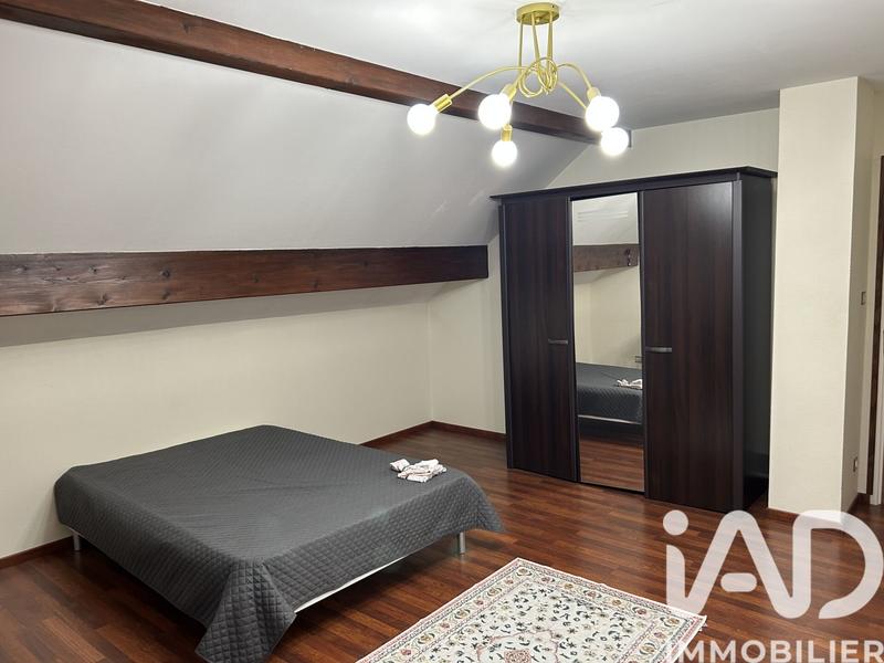 Maison - 243 m² - 7 pièces