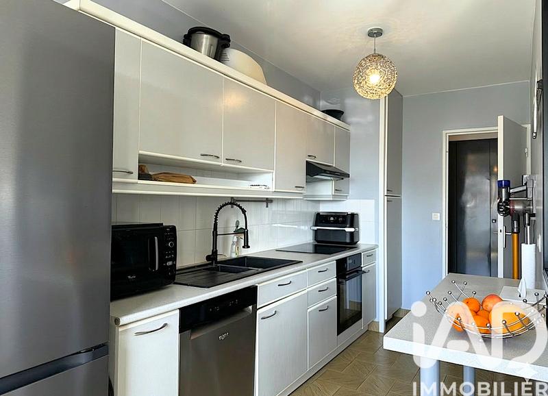 Appartement - 80 m² - 4 pièces