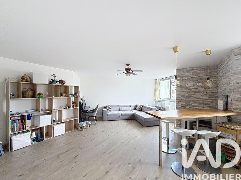 Appartement - 75 m² - 3 pièces