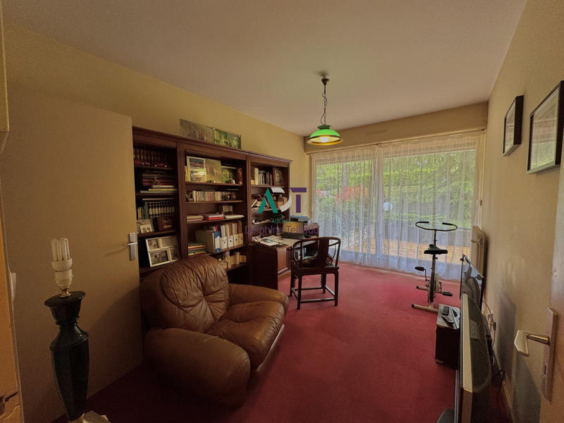 Appartement - 111 m² - 4 pièces