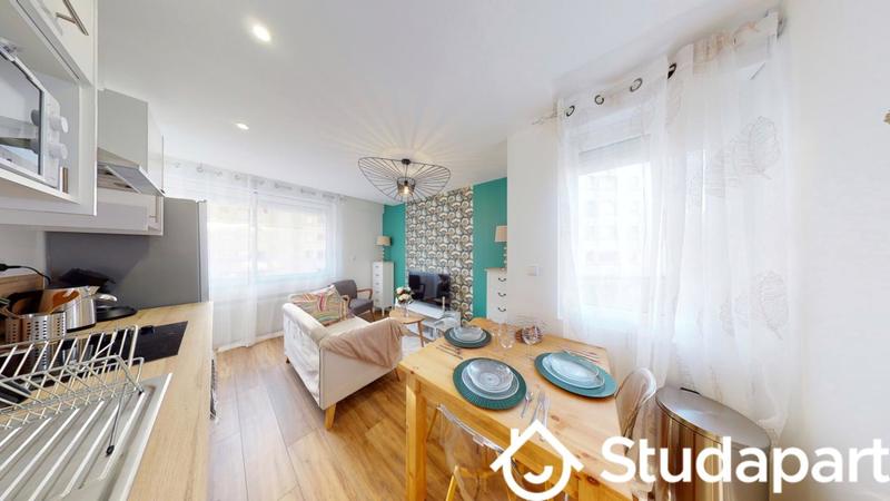 Chambre - 13 m² - 1 pièce