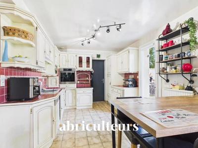 Maison - 110 m² - 7 pièces