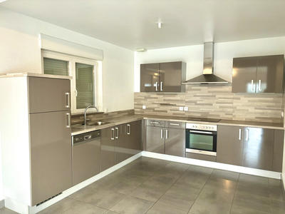 Maison - 106 m² - 5 pièces