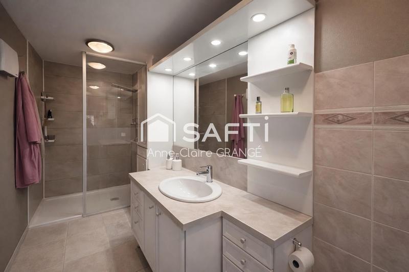 Maison - 188 m² - 6 pièces